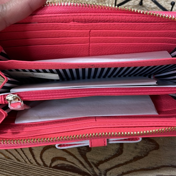 (MT141) NWT Cobble Hill Bow Kate Spade Wallet - Picture 8 of 9